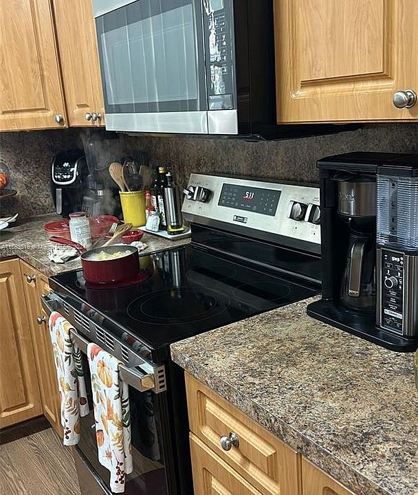 1st image of 750 NE 123rd St #0