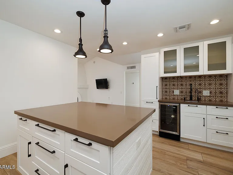 6349 N 78th St #103 — Photo 13
