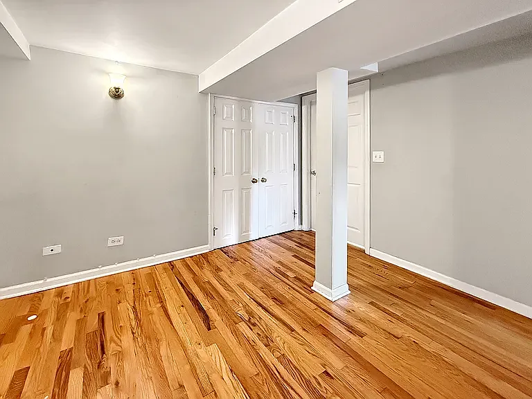 1513 W Addison St #BASEMENT — Photo 8