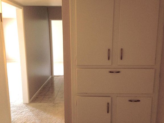 3rd image of 10336 W Cinnebar Ave