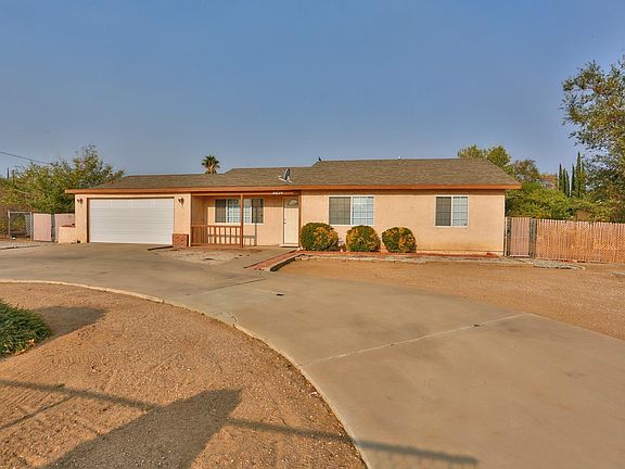 2nd image of 9834 Cottonwood Ave