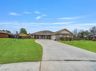 202 Waxmyrtle Dr, Harvest, AL 35749