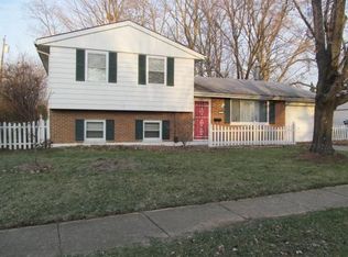 35 Fairway Dr, Springboro, OH 45066