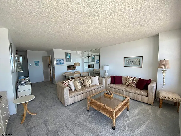 9400 Atlantic Ave #913 — Photo 8