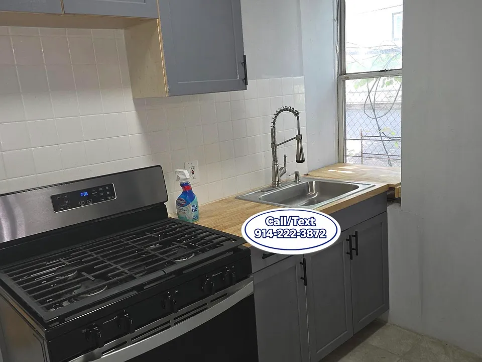32 Cedar St #1