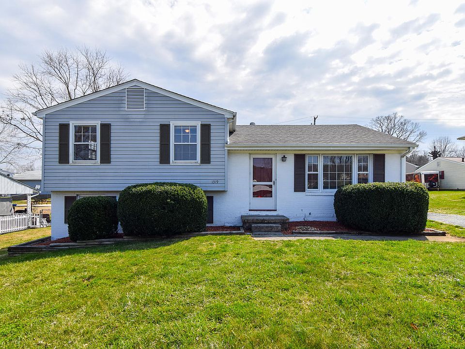 1st image of 1319 Ashebrook Dr