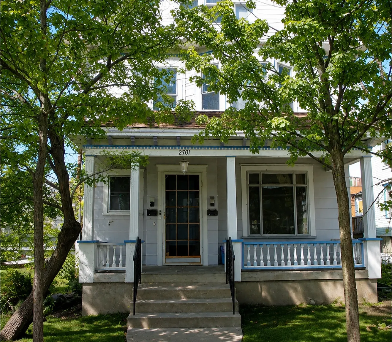 2 bed, $1,200 — Photo 1