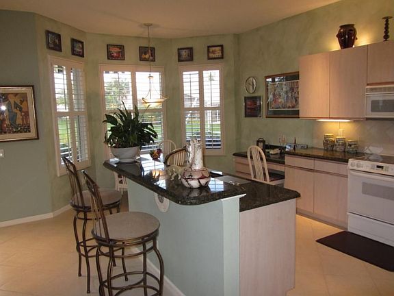 Granite counters, BK bay, water view