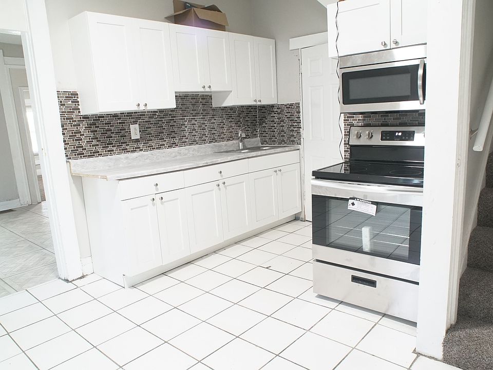 1st image of 3245 Graceland Ave
