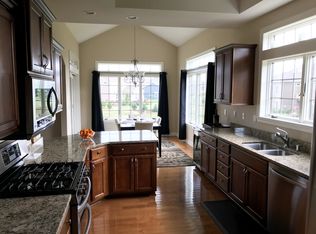 N115W17853 Sawgrass Ct #133, GERMANTOWN, WI 53022