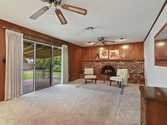 4th image of 9589 N Trenton Way