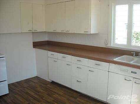 1114 South 59th 004