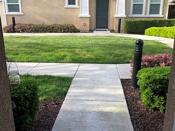3rd image of 1366 Reagan Way