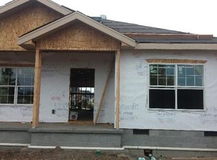 518 Golden Peak Dr, Central Pt, OR 97502