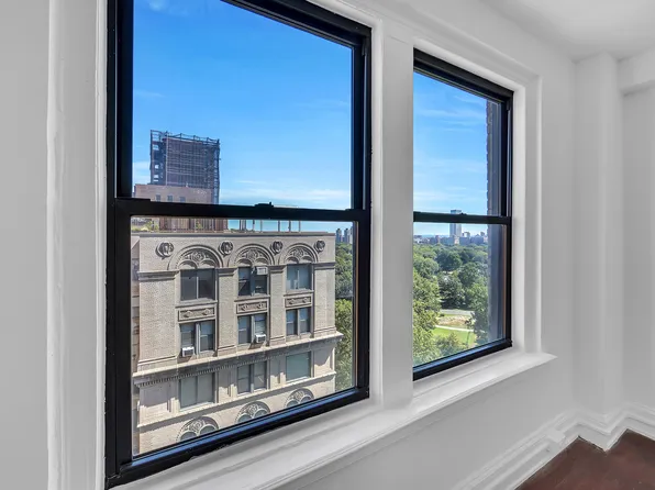 327 Central Park West image 14 of 24