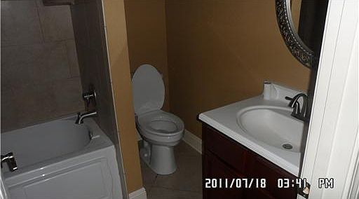 4th image of 322 E Genie St