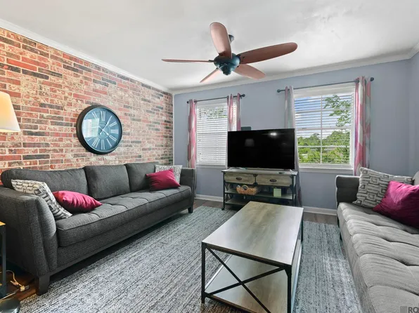 4735 Government St APT 208, Baton Rouge, LA 70806