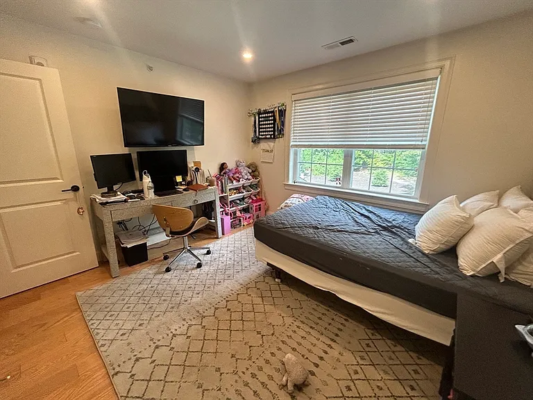 165 Cambridge Rd #3 — Photo 13