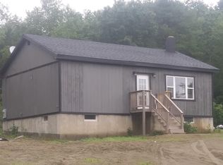 24 Martins Rd, Madison, ME 04950