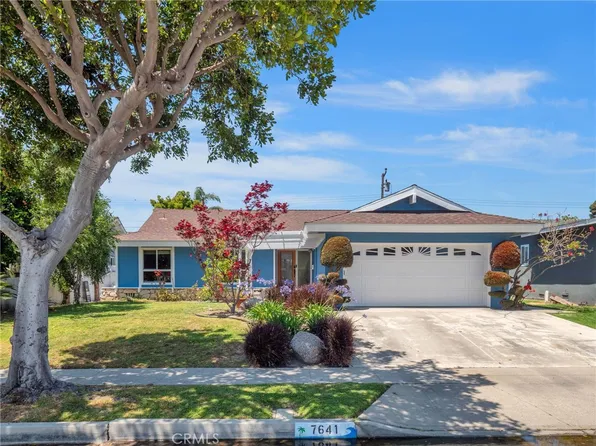 7641 Rhone Ln, Huntington Beach, CA 92647