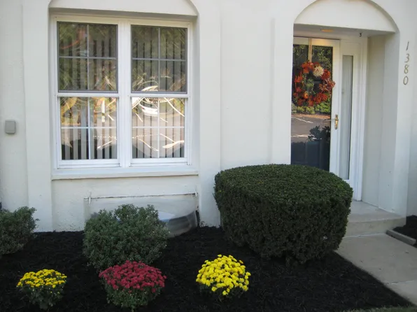 1380 Putnam Blvd, Wallingford, PA 19086