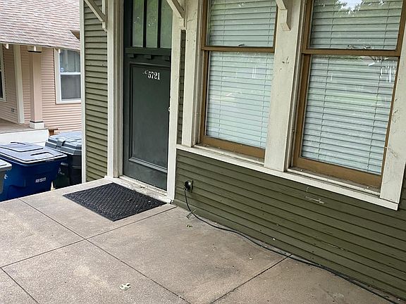 2nd image of 5721 Velasco Ave #A