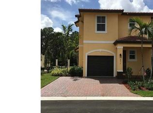 6976 Long Pine Cir, Pompano Beach, FL 33073
