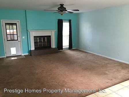 3rd image of 108 Palisades Dr