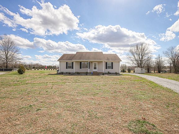 2nd image of 1008 E Evelyn Ct