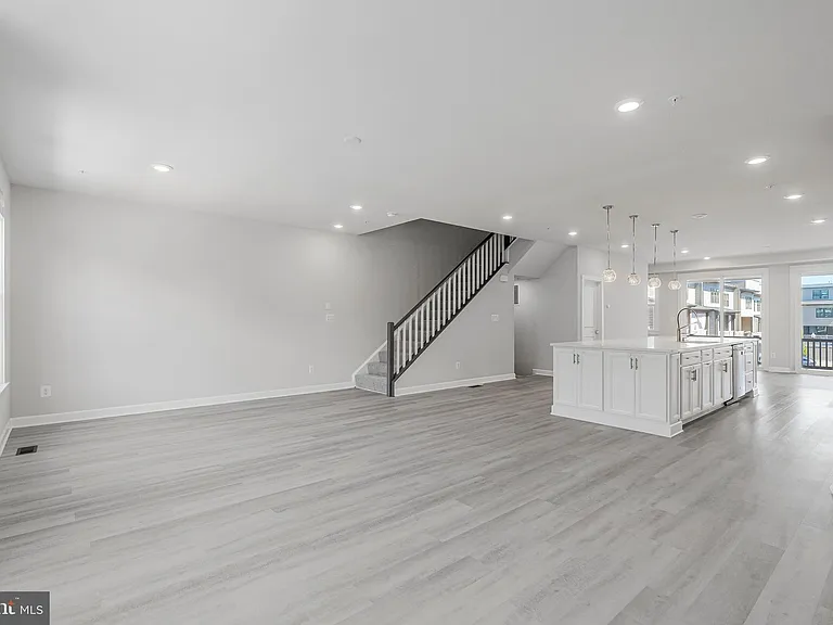 22266 Philanthropic Dr — Photo 14