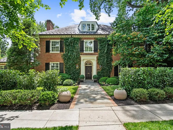 3200 Woodland Dr NW, Washington, DC 20008