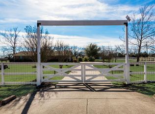 921 Meadow Dr, Rockwall, TX 75032