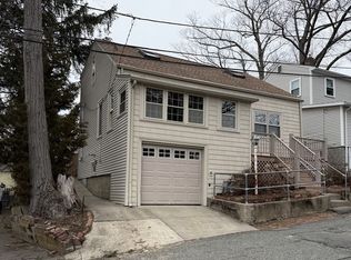 70 Colonial Rd, Weymouth, MA 02191