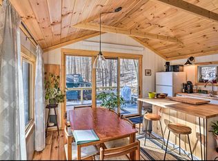 145 Falls Brook Rd, Brattleboro, VT 05301