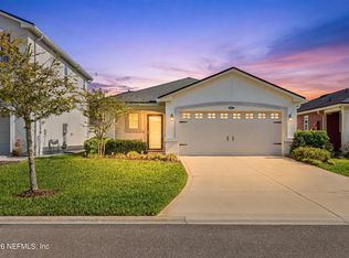 122 Vicksburg Dr, St Johns, FL 32259