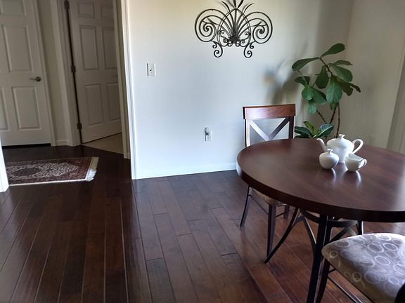 2nd image of 3 Apple Blossom Ln