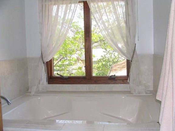 Master tub