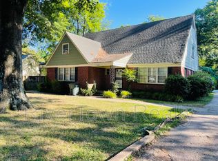 3560 Poplar Ave, Memphis, TN 38111