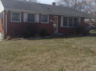 4726 Peach Tree Dr NW, Roanoke, VA 24017