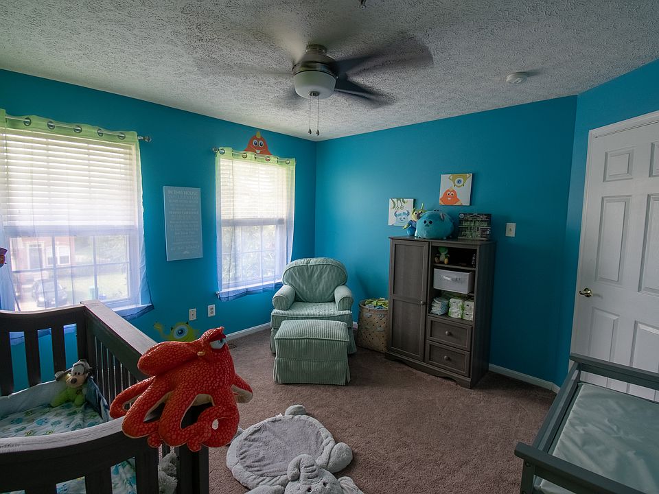 2nd image of 12 Keppels Mill Ct