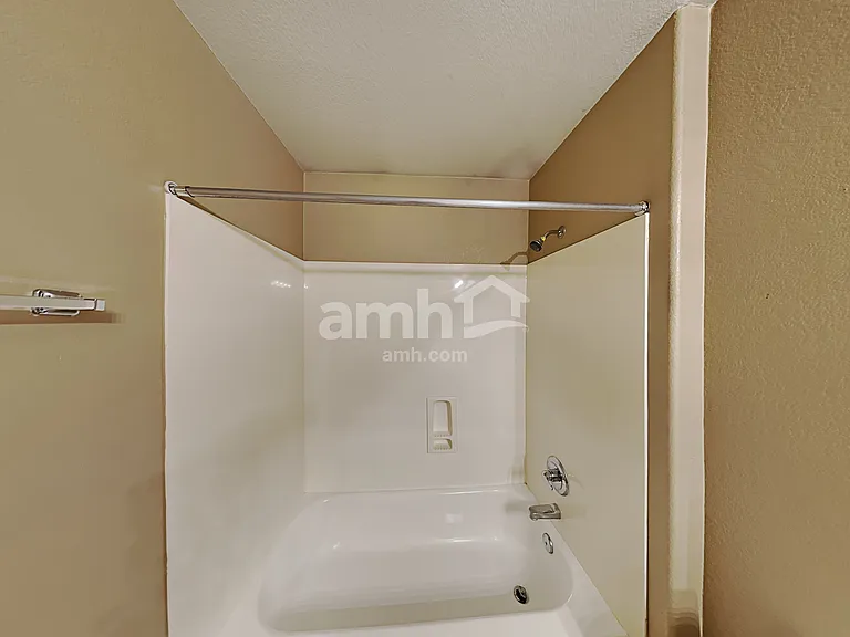 8462 E Lindner Ave — Photo 16