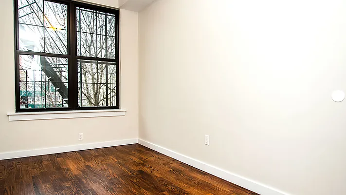 Rented by Nooklyn NYC LLC | media 28