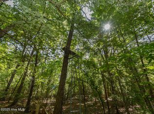 224 Foxfire Road, Aberdeen, NC 28315