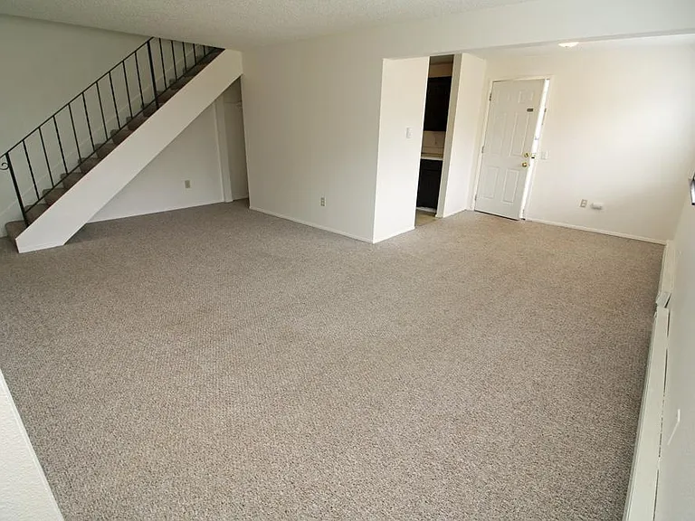 511 Terra Eden St #2 — Photo 5