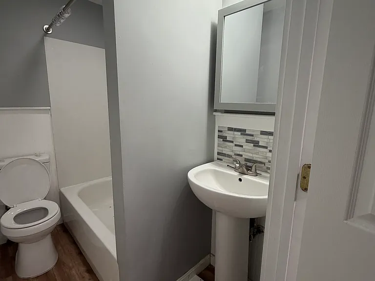 54 Church St — Photo 7