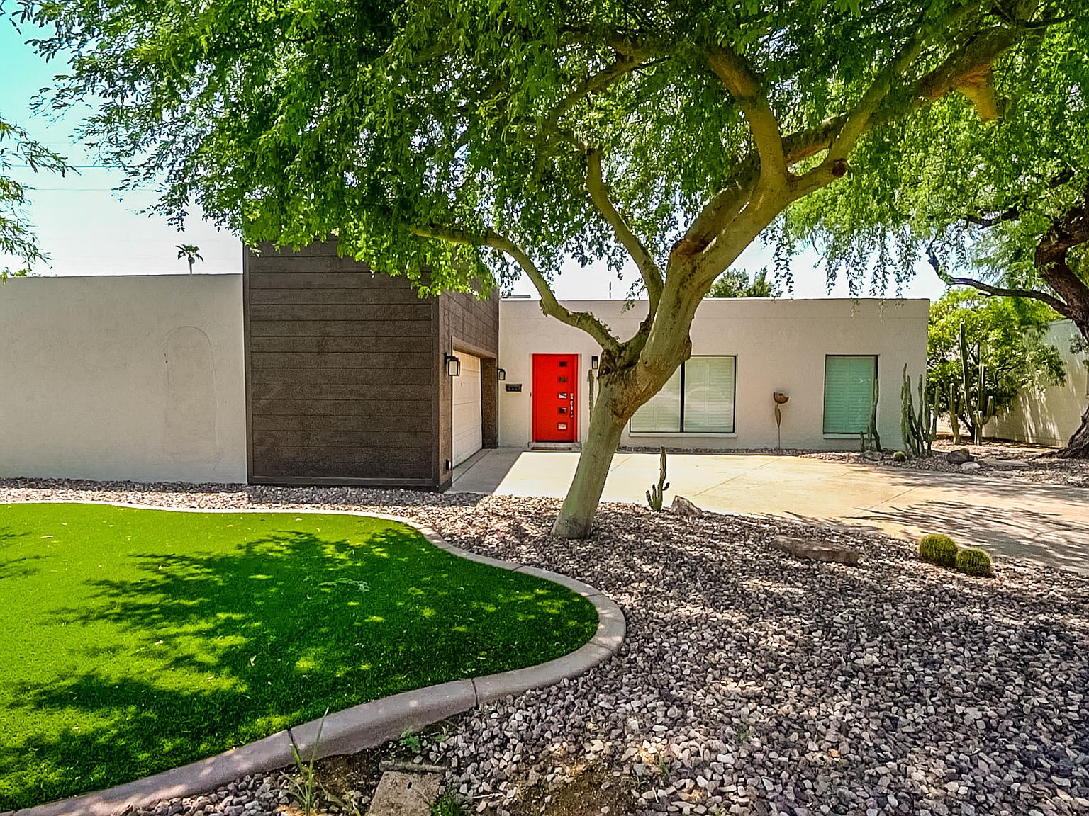 8219 E Crestwood Way, Scottsdale, AZ 85250 | Zillow