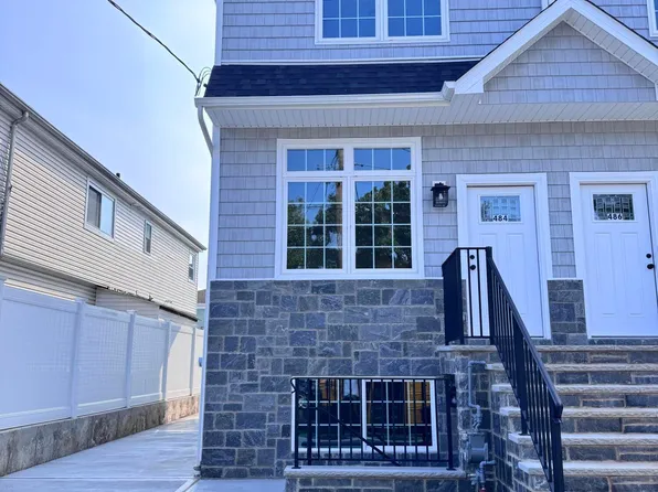 484 Doane Ave, Staten Island, NY 10308