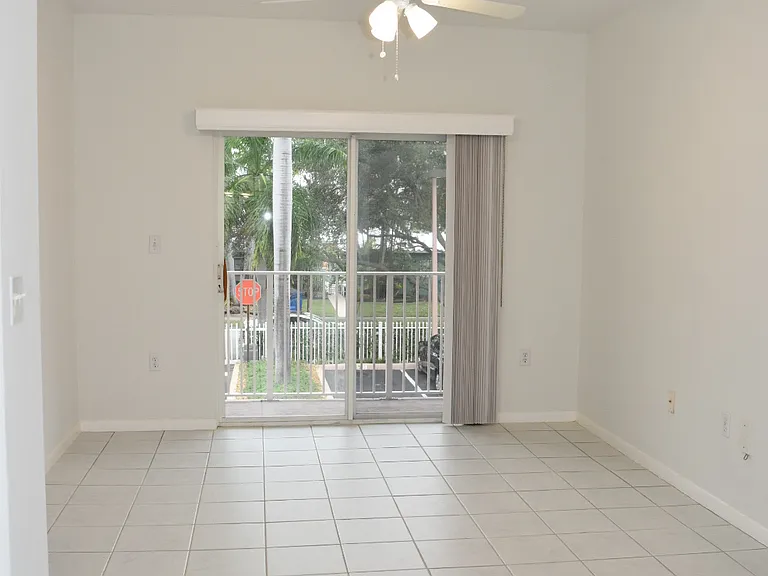 2010 Taylor St #1503 — Photo 11