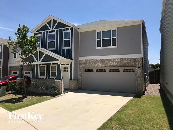 1st image of 302 Niki Dr