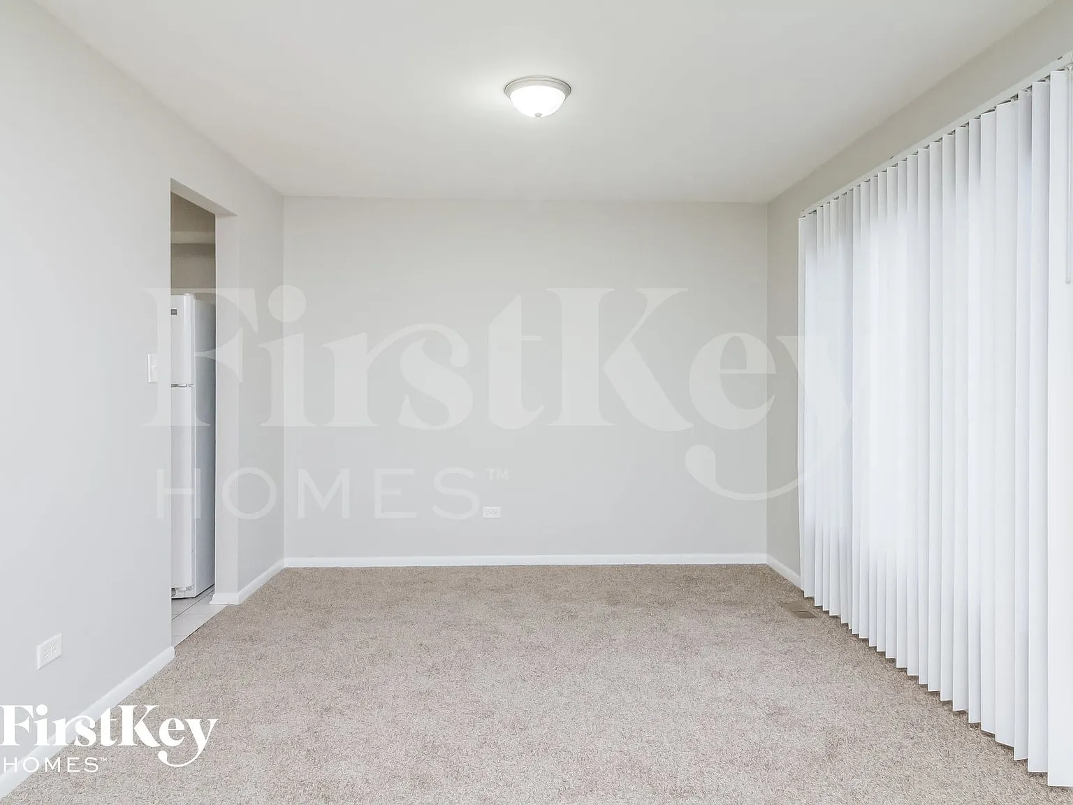 3 bed, 2.0 bath, 1187 sqft, $2,580 — Photo 4